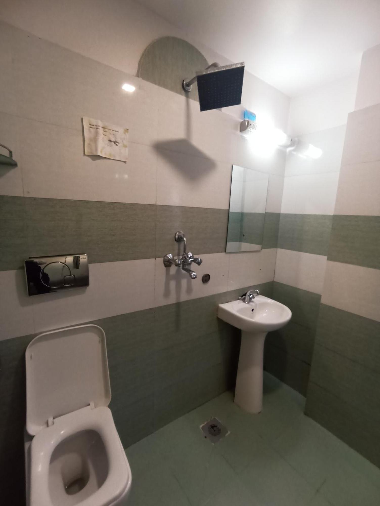 Hotel Prakash International Hetauda Room photo